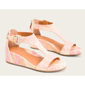 Gentle Souls Kenneth Cole Gisele Tropica Multi Fur Wedge Sandal Pink Yellow 9